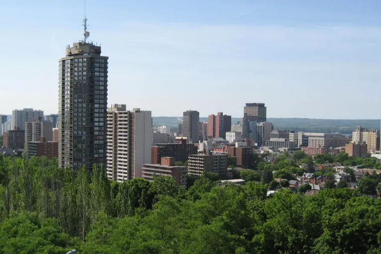 Homes and neighbourhoods in Hamilton